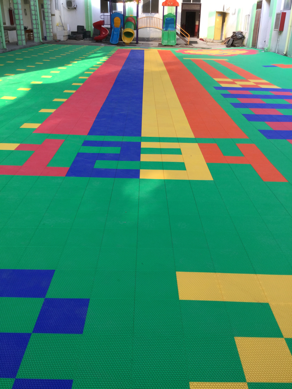 hjc黄金城塑胶为焦作海贝之星幼儿园量身升级环保健康的儿童乐园