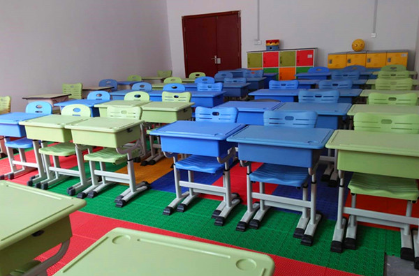 提升课桌椅销量这三个要点要谨记