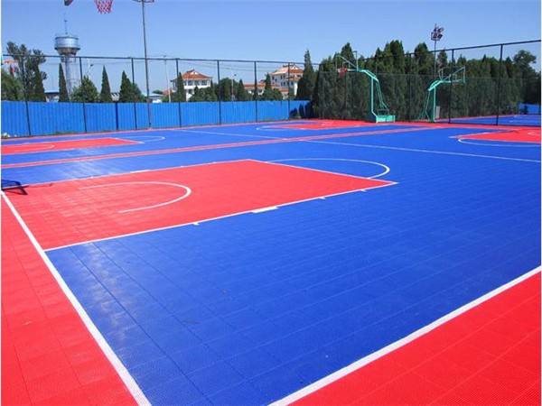 hjc黄金城塑胶详解选购悬浮地板的三个技巧