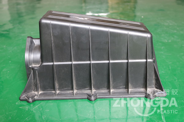 注塑加工的影响因素以及注塑产品形成过程